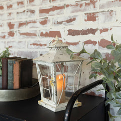 WHITE EVERLY LANTERN